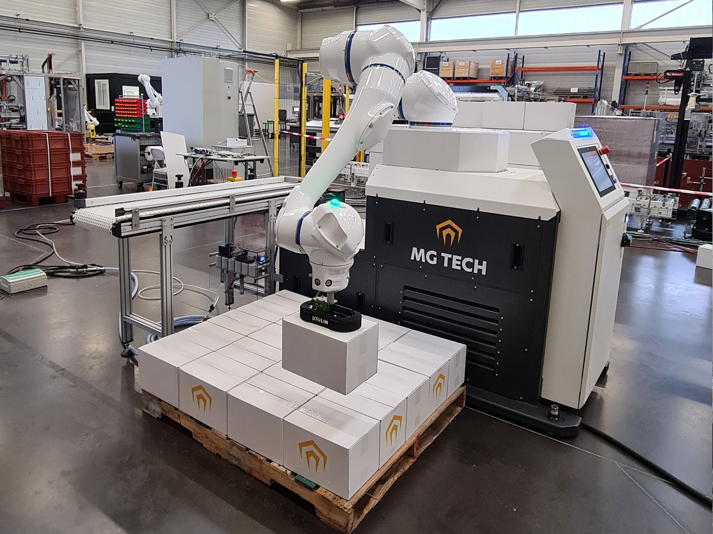 MG Tech cobot palletizer