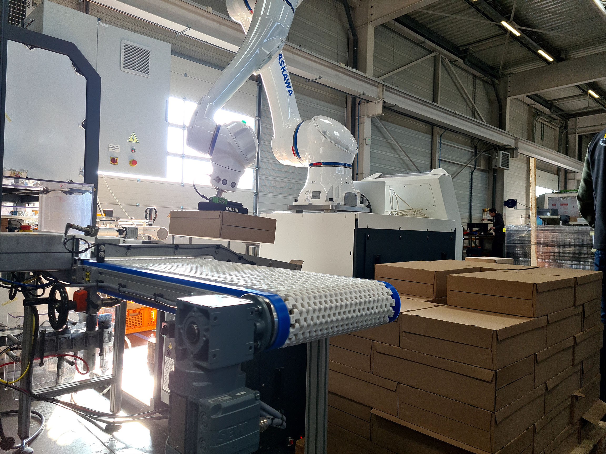 Paletizador cobot MG Tech